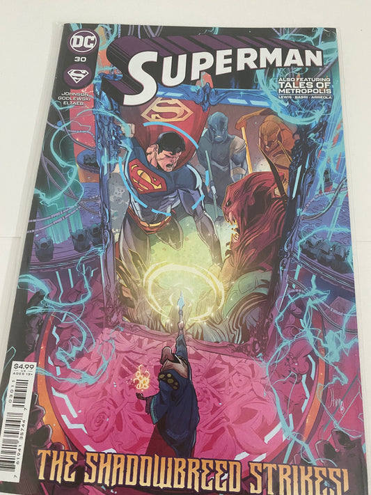 DC Comic Superman, la race de l'ombre frappe #30