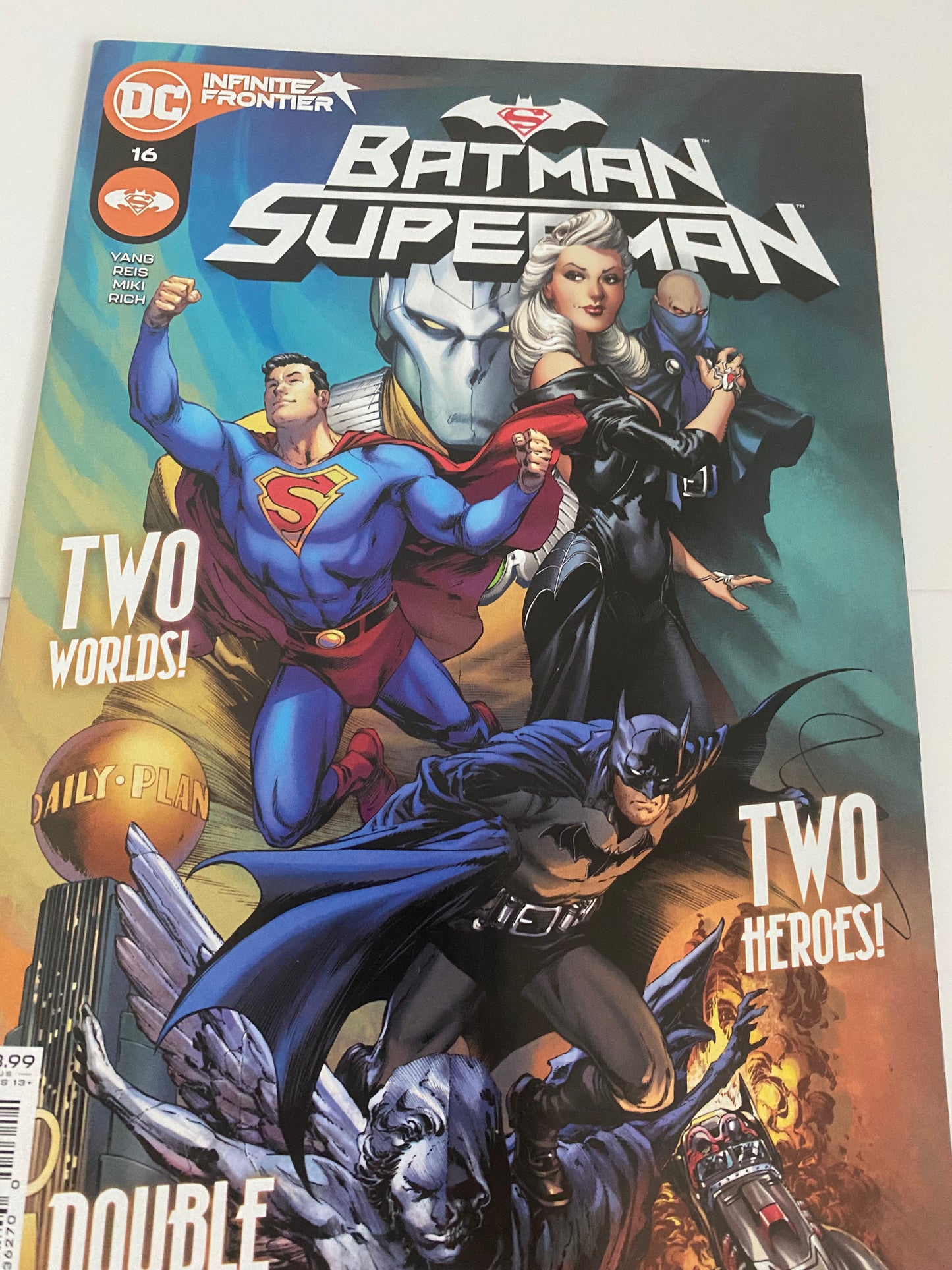 DC Comic Batman Superman frontière infinie #16